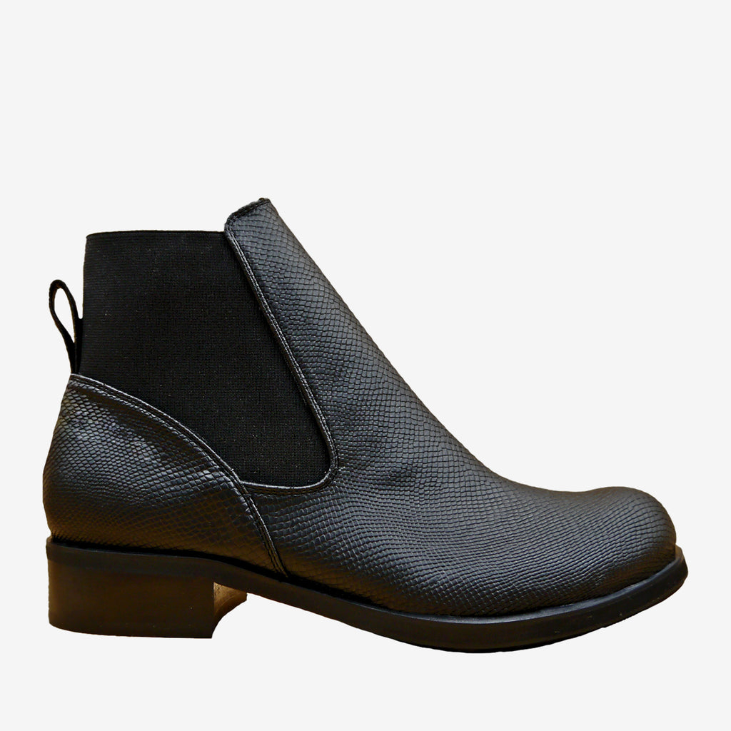 CLARA stivaletto chelsea pelle mela nera impermeabile - veganshoes