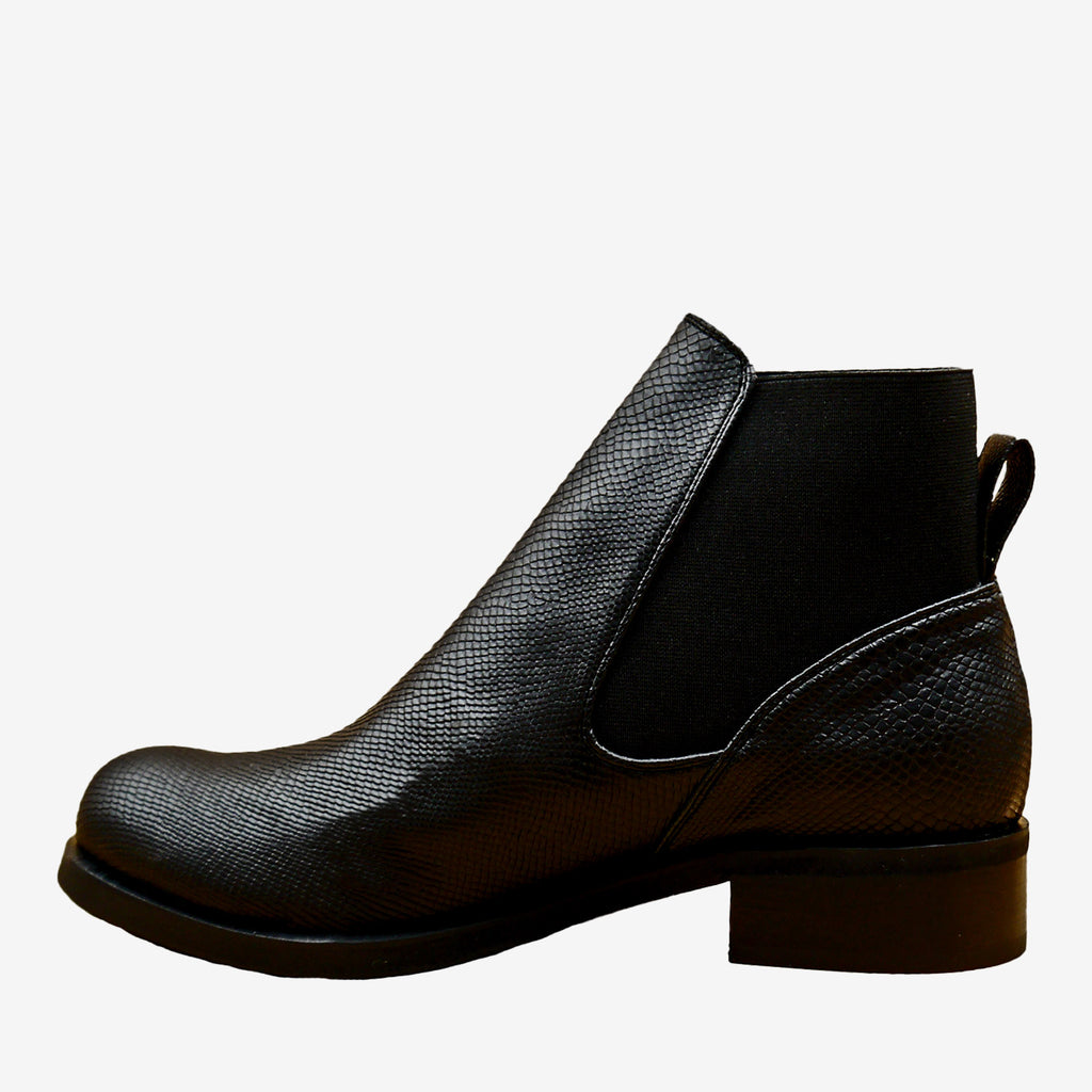 CLARA stivaletto chelsea pelle mela nera impermeabile - veganshoes