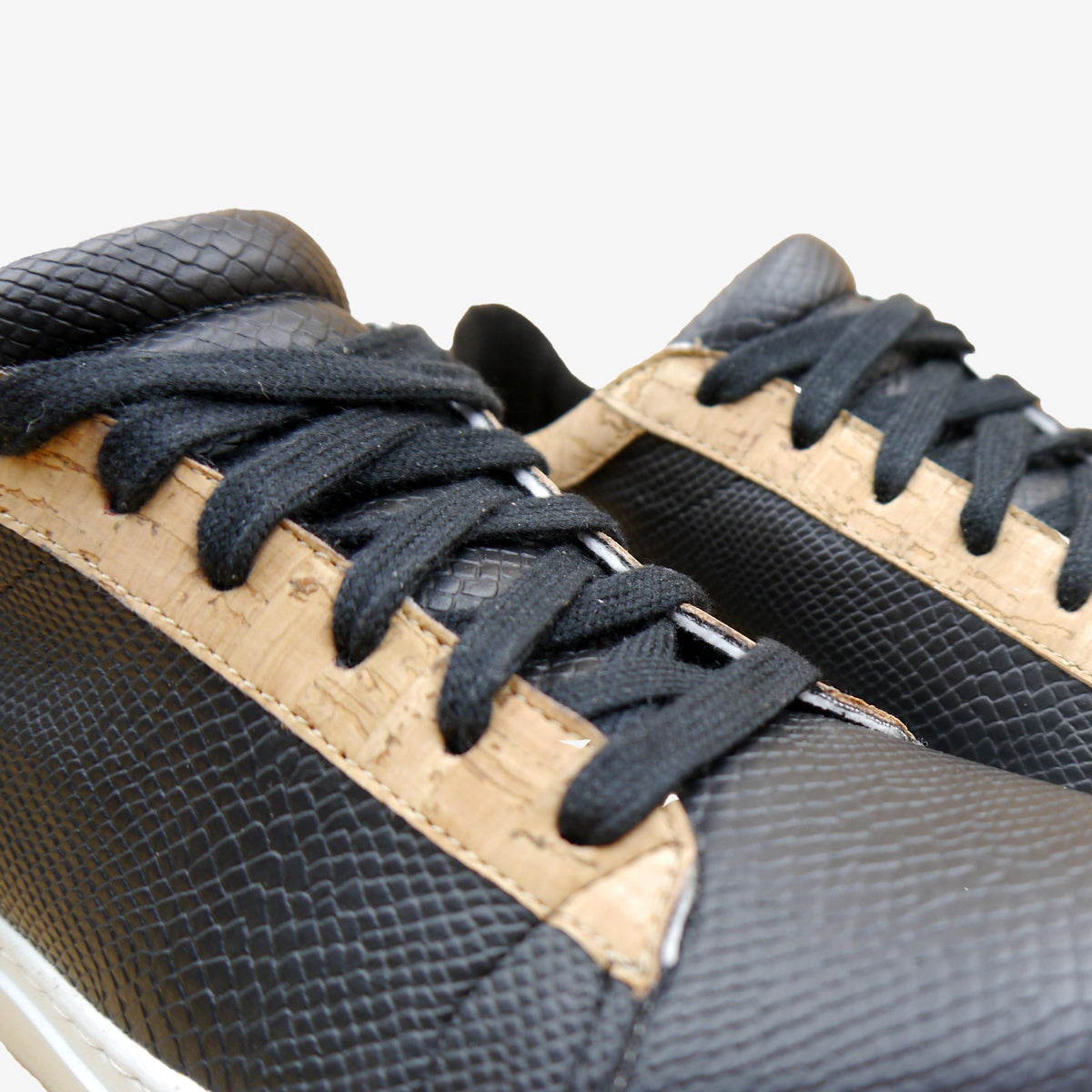 MILA sneakers - Pelle Mela e Sughero - veganshoes