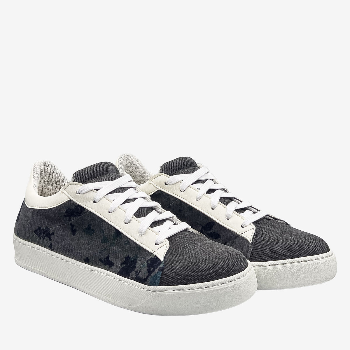 Sneakers Mila Personalizzazione Ilaria | Esempio configuratore Bellastoria