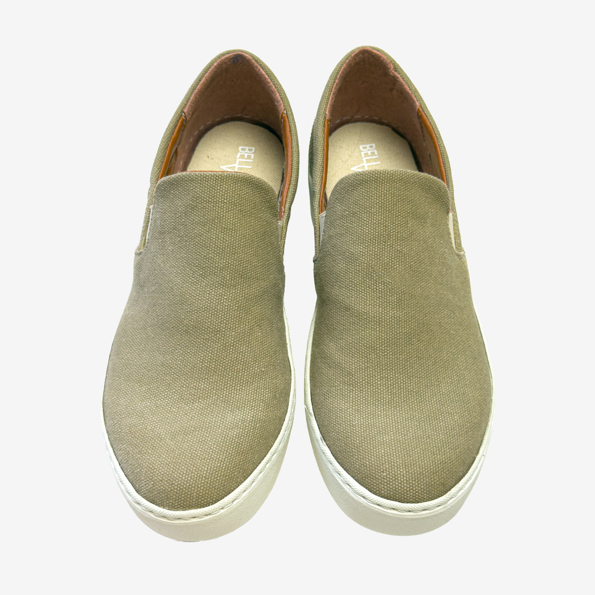Scarpe slip-on vegan Nilo in canapa viste dall’alto